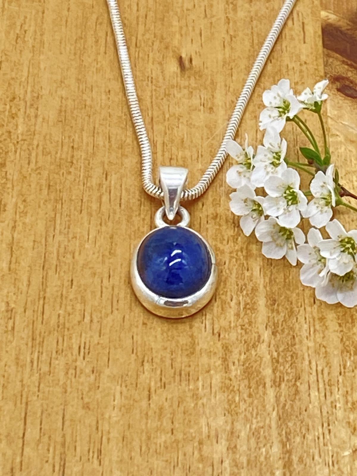 Sapphire blue pendant 925 silver