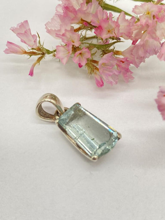 Aquamarine pendant 925 silver