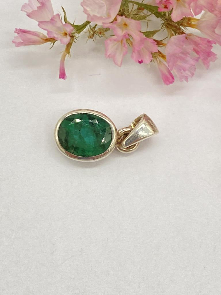 Emerald pendant 925 silver