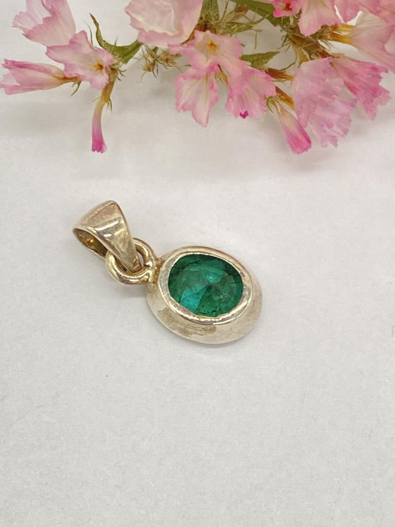 Emerald pendant 925 silver