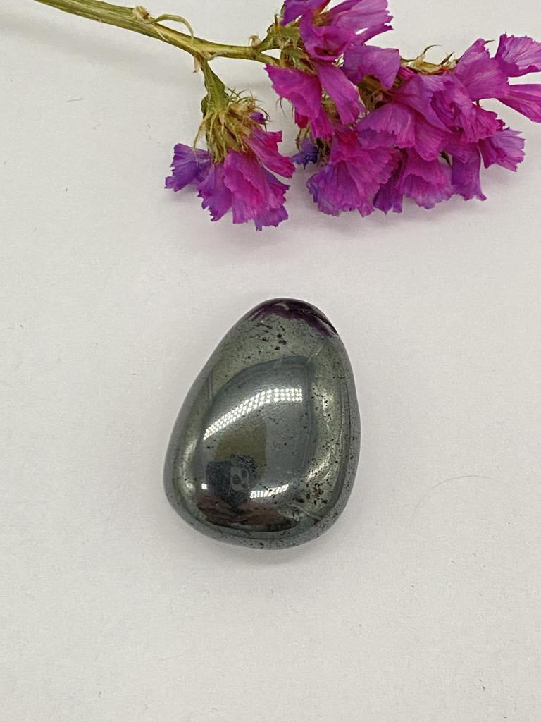 Hematite teardrop stone drilled