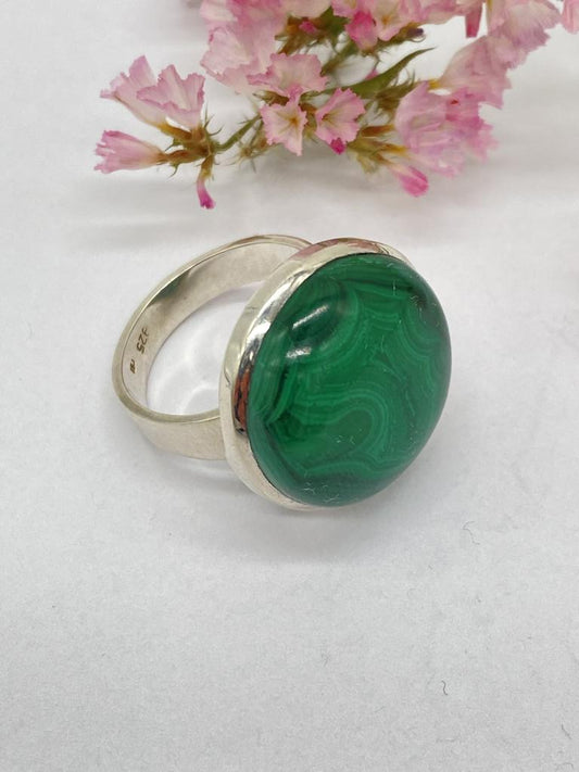 Malachite ring size 59