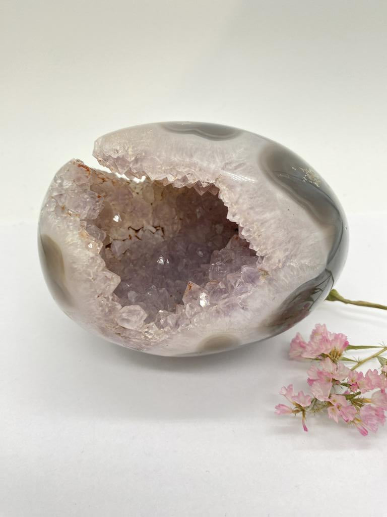 Agate with Amethyst Egg